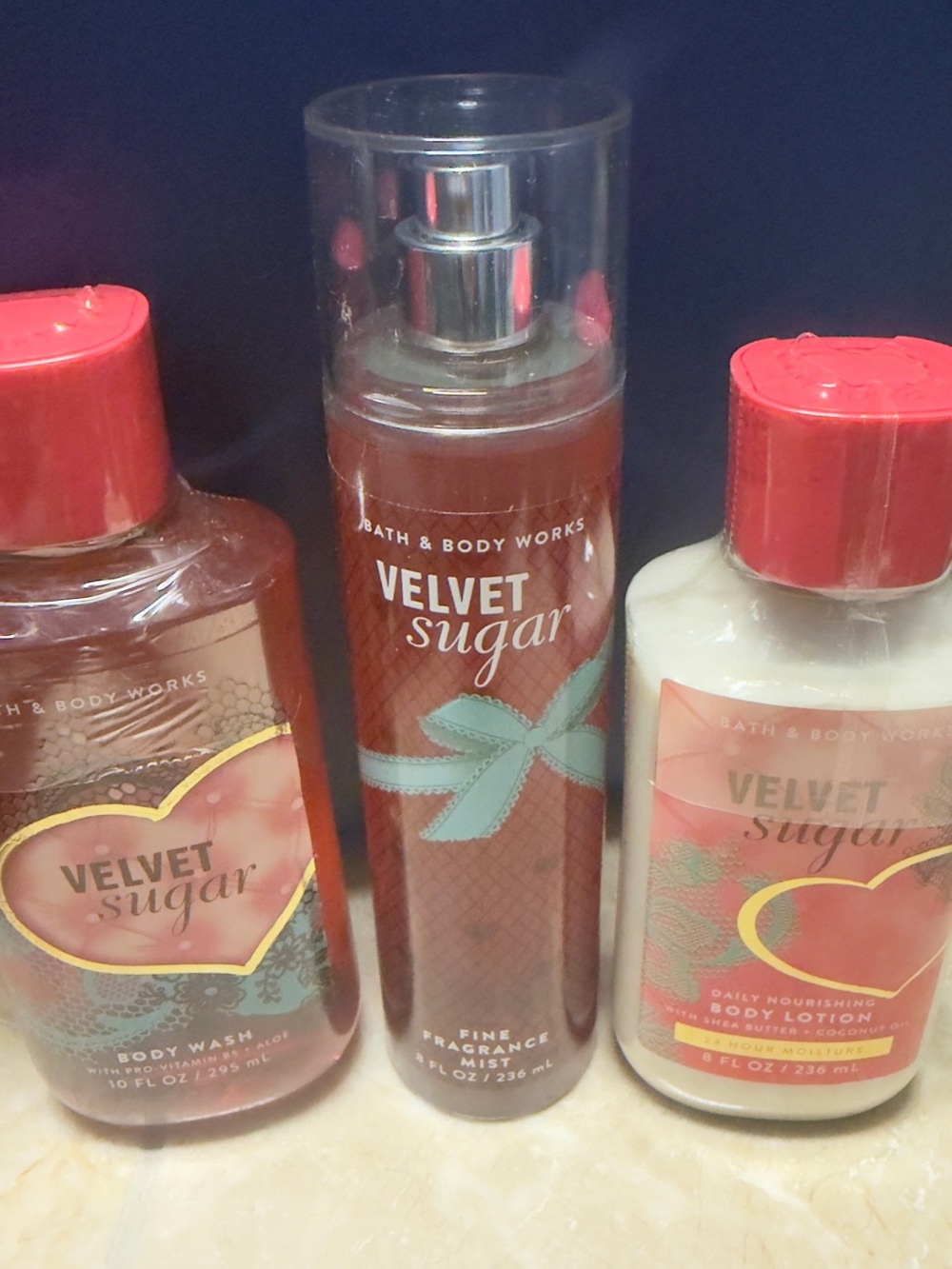 Bath & Body Works Velvet Sugar Trio - Red and Pink Details